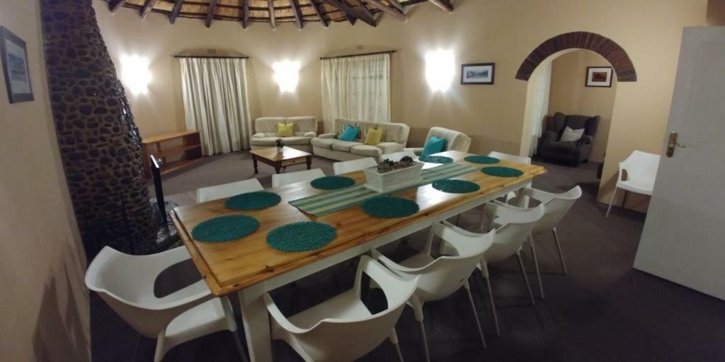 Pin Oak Cottage Underberg Luaran gambar