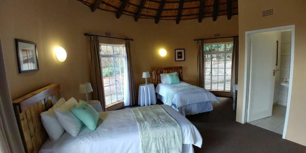 Pin Oak Cottage Underberg Luaran gambar