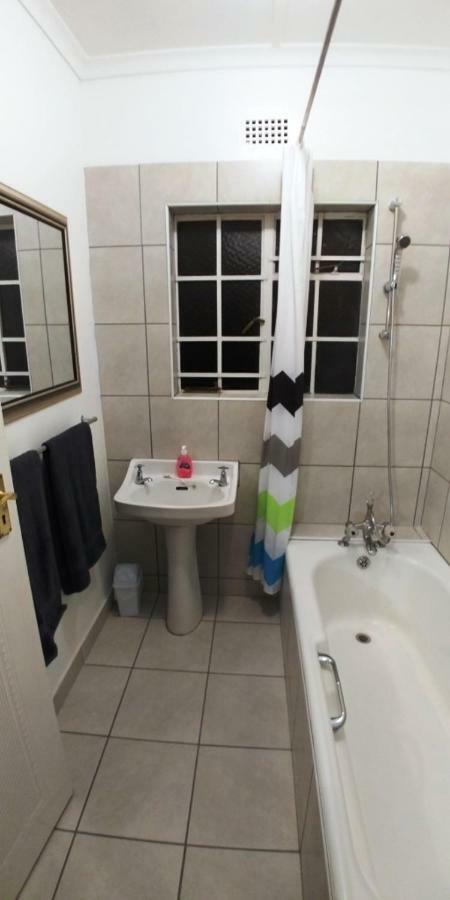Pin Oak Cottage Underberg Luaran gambar