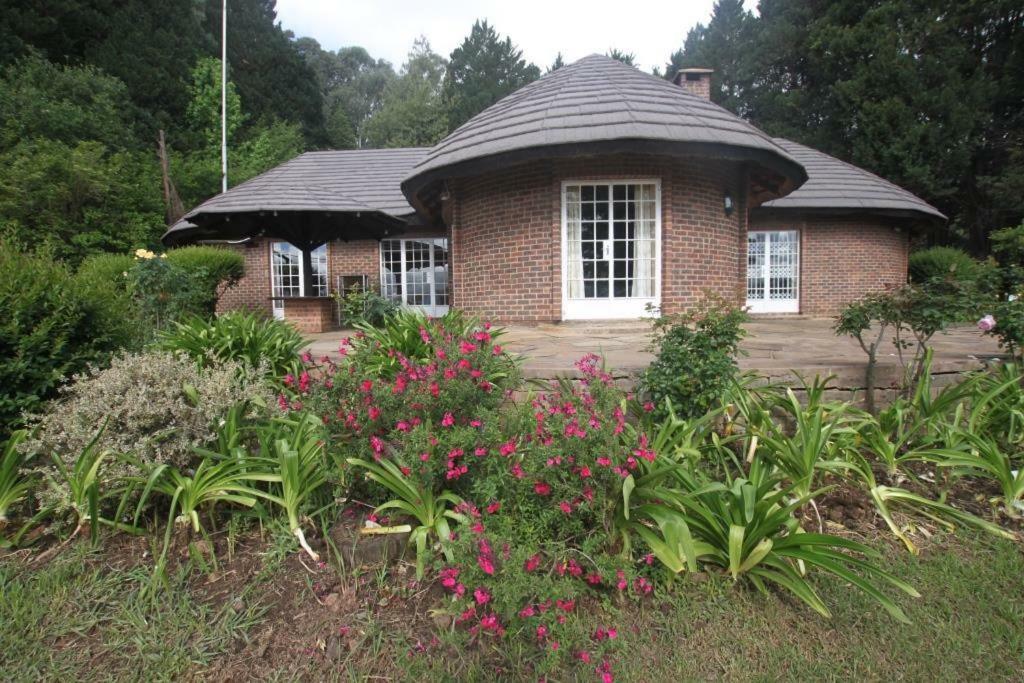 Pin Oak Cottage Underberg Luaran gambar