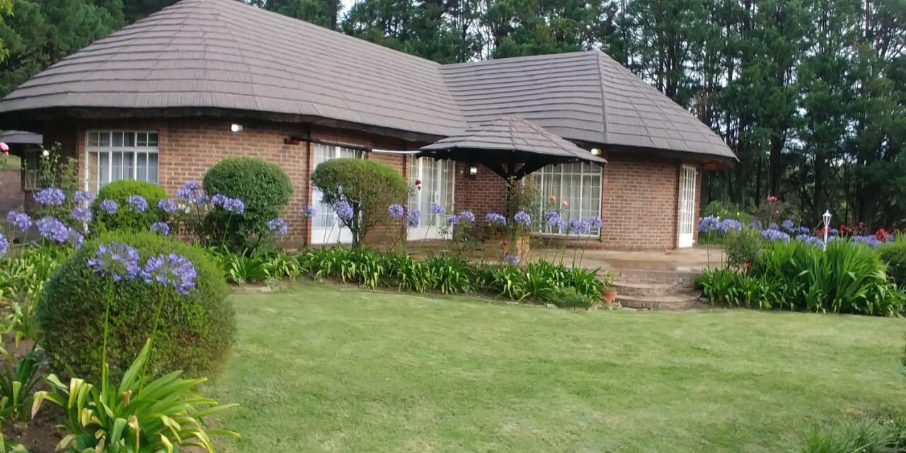 Pin Oak Cottage Underberg Luaran gambar